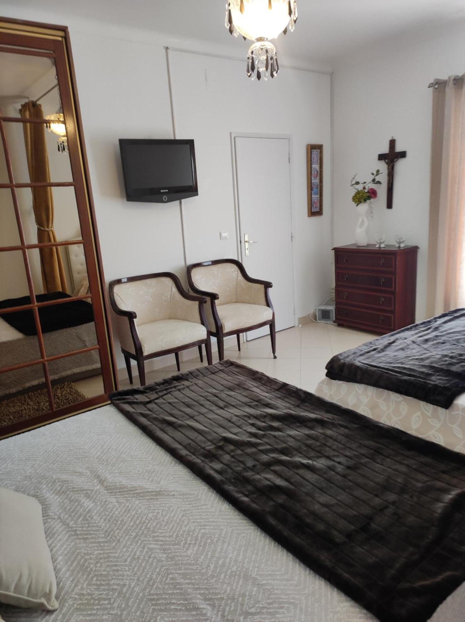 Comfort Beach House Назаре Экстерьер фото